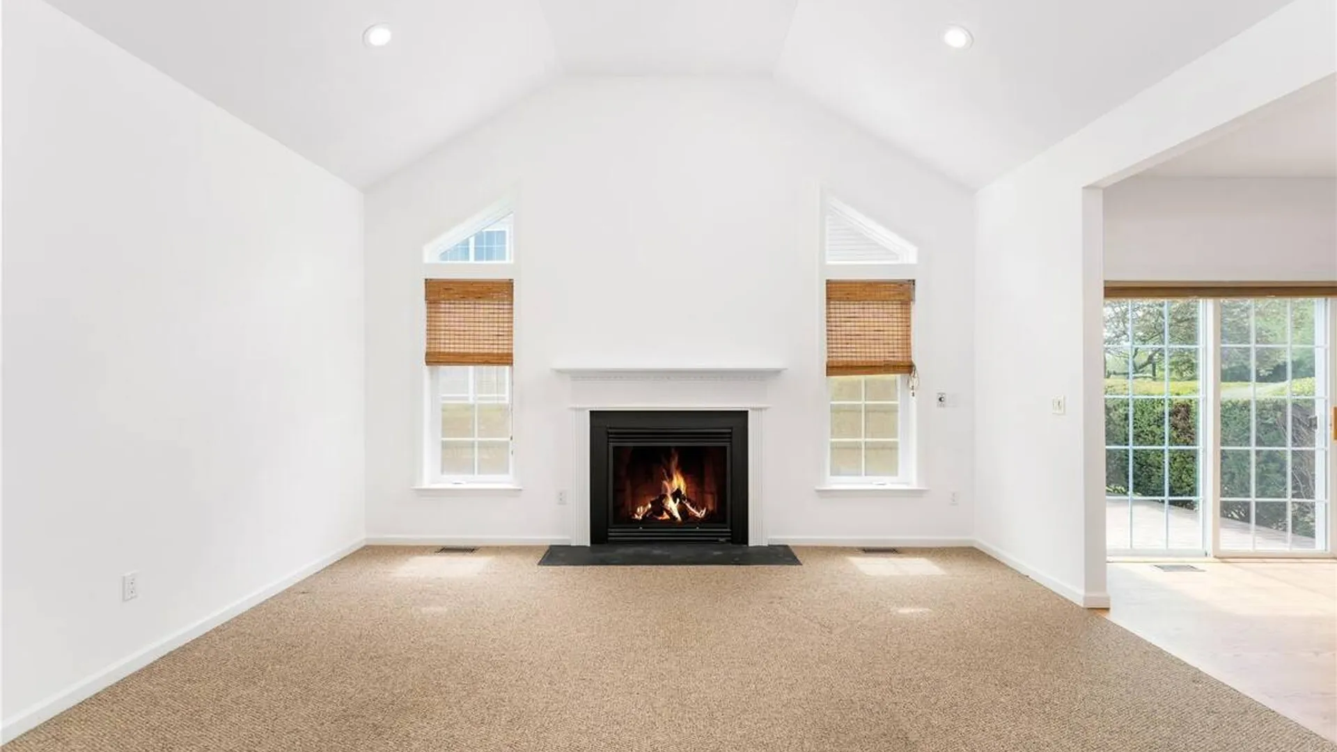 Property at 7 Pond Circle, Mount Sinai, NY 11766 14
