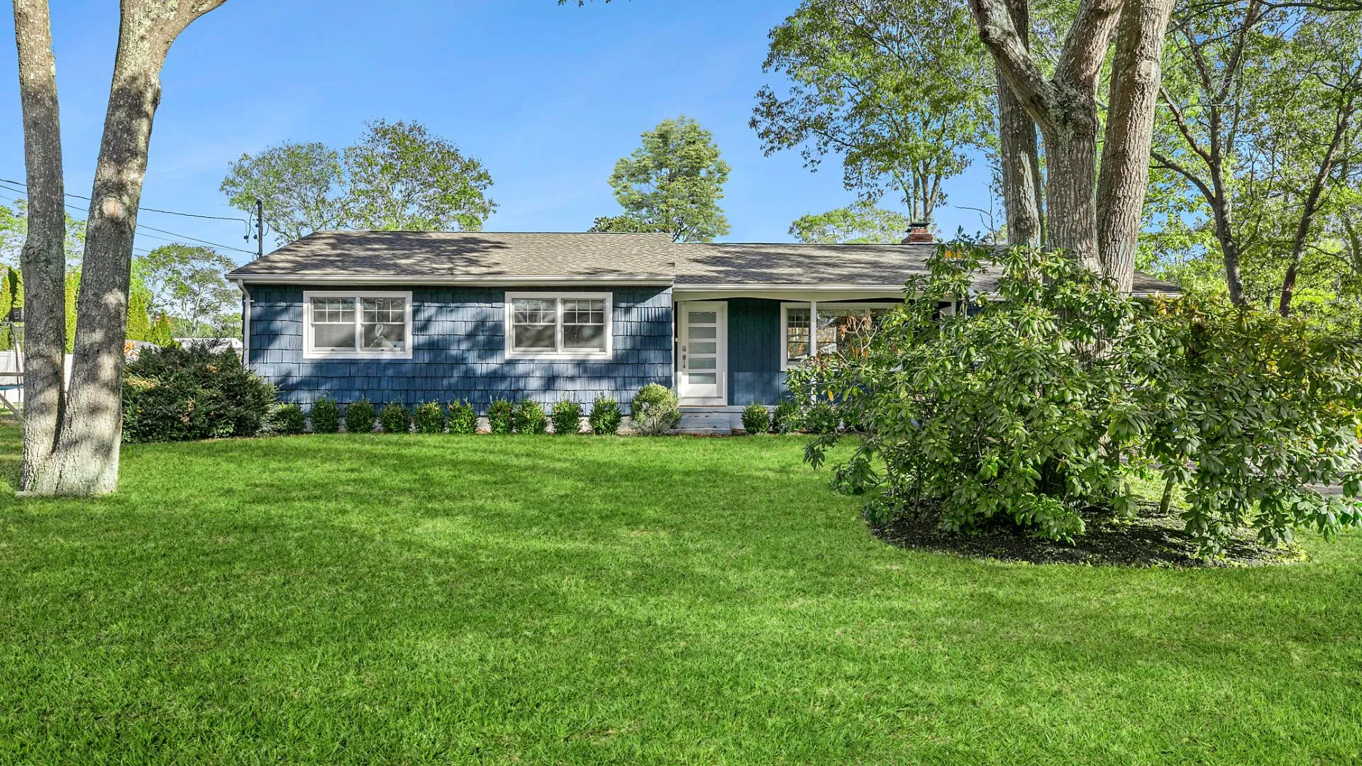 Property at 43 HOMEWOOD DR, Hampton Bays, NY 11946 16