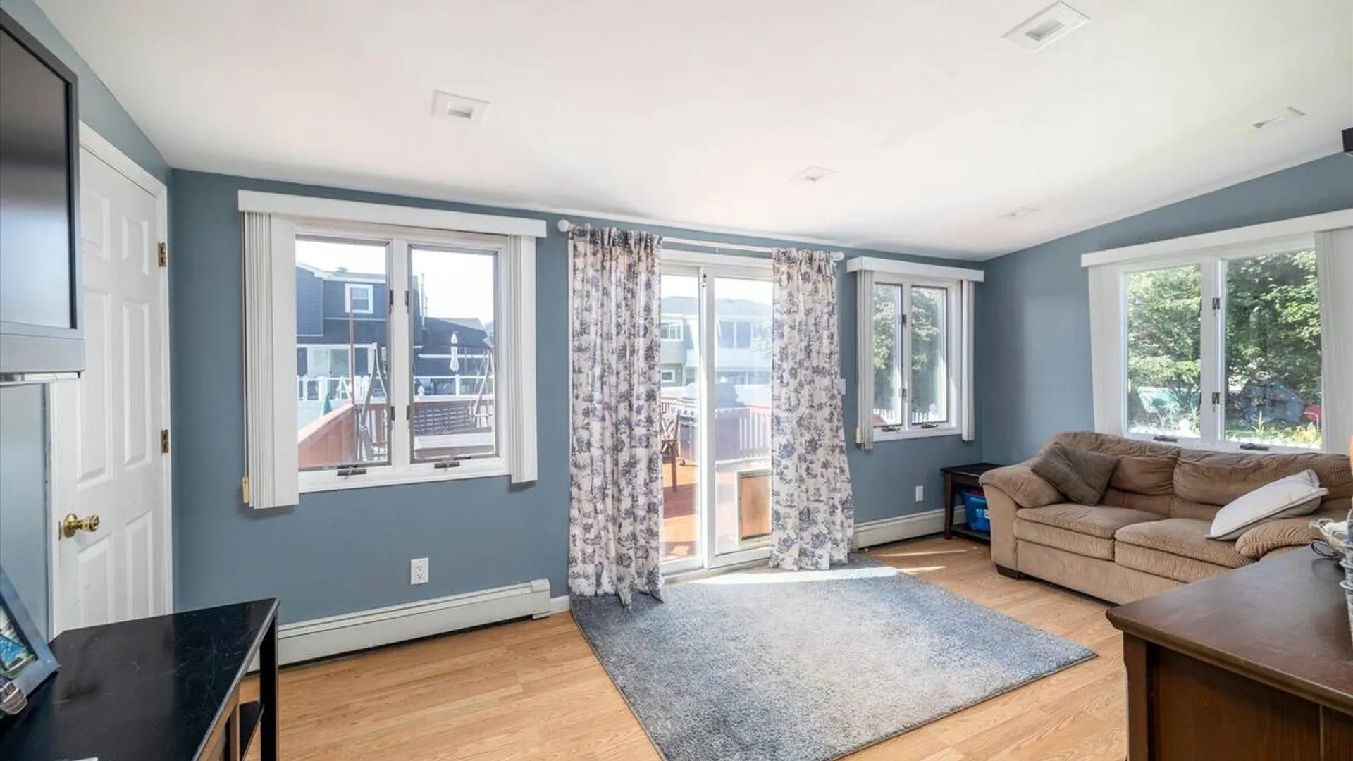 Property at 18 Dante Place, Amity Harbor, NY 11701 12