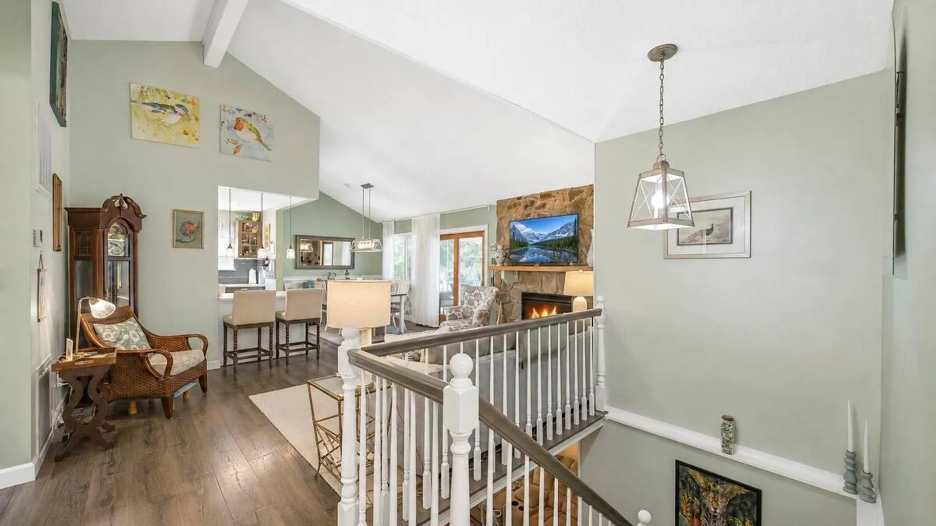 Property at 876 Greenbelt Parkway W, Holbrook, NY 11741 12