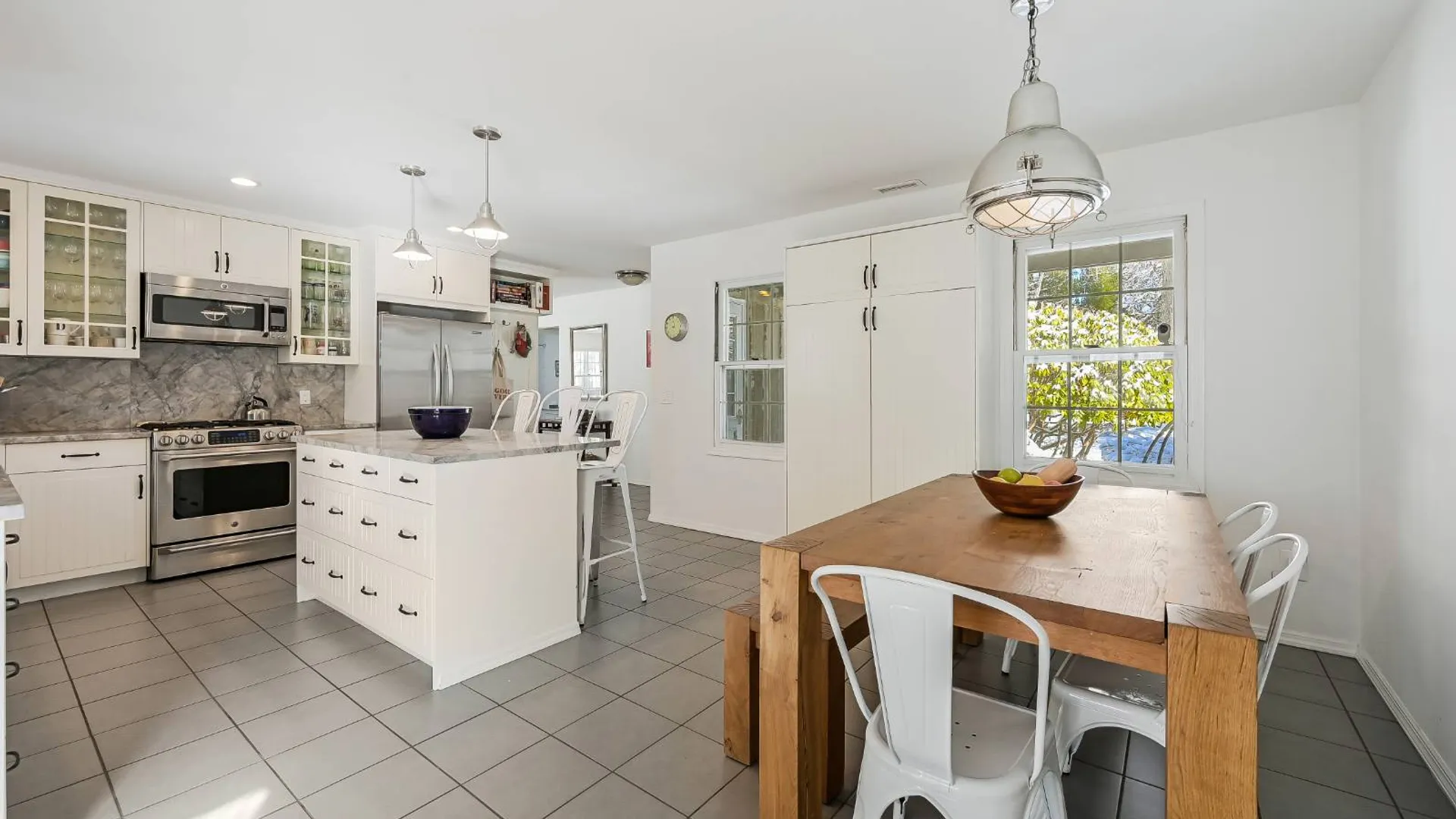 Property at 6 Cozy Lane, Shelter Island, NY 11964 11