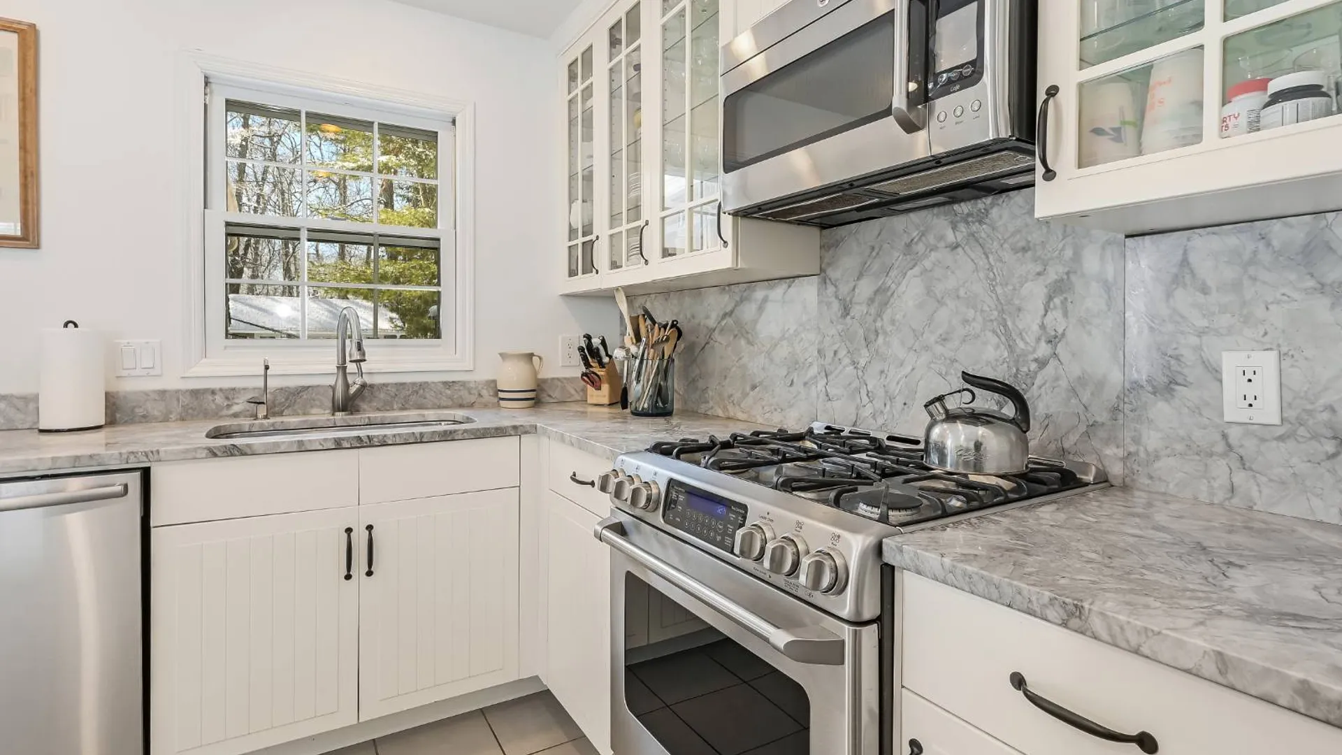 Property at 6 Cozy Lane, Shelter Island, NY 11964 16