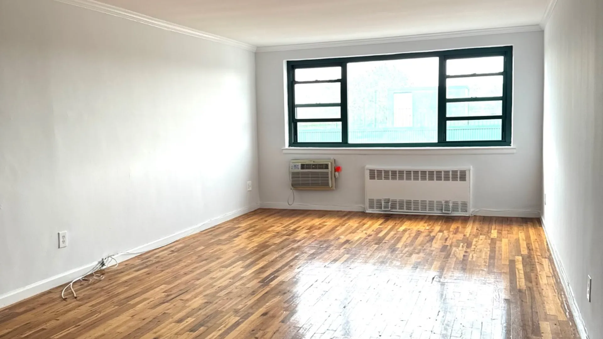 Property at 210 Atlantic Ave, Lynbrook, NY 11563 3