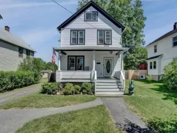 Property at 33 Algernon St, Cornwall, NY 12518