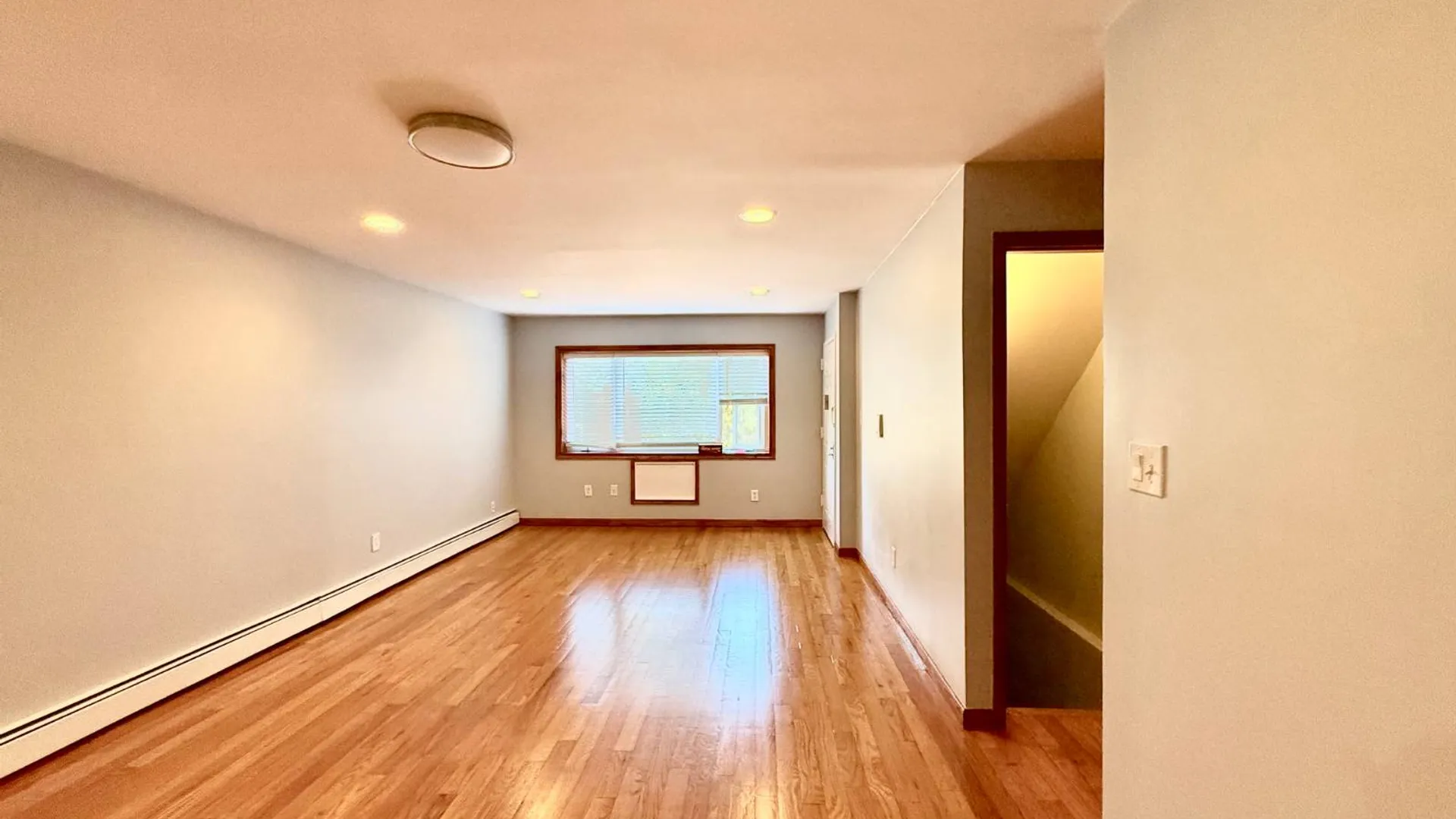 Property at 6542 Metropolitan Ave, Middle Village, NY 11379 10