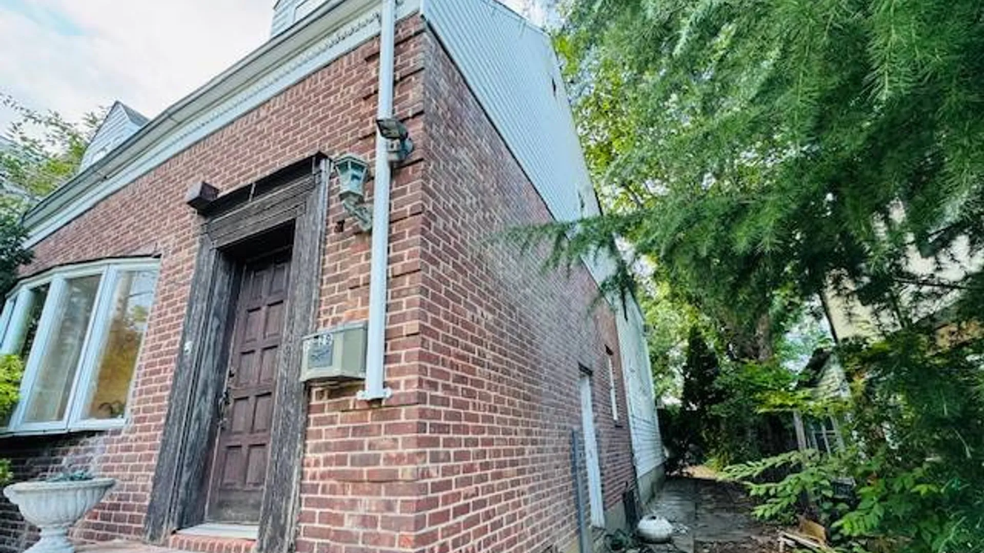 Property at 176-29 80th Drive, Jamaica Estates, NY 11432 24