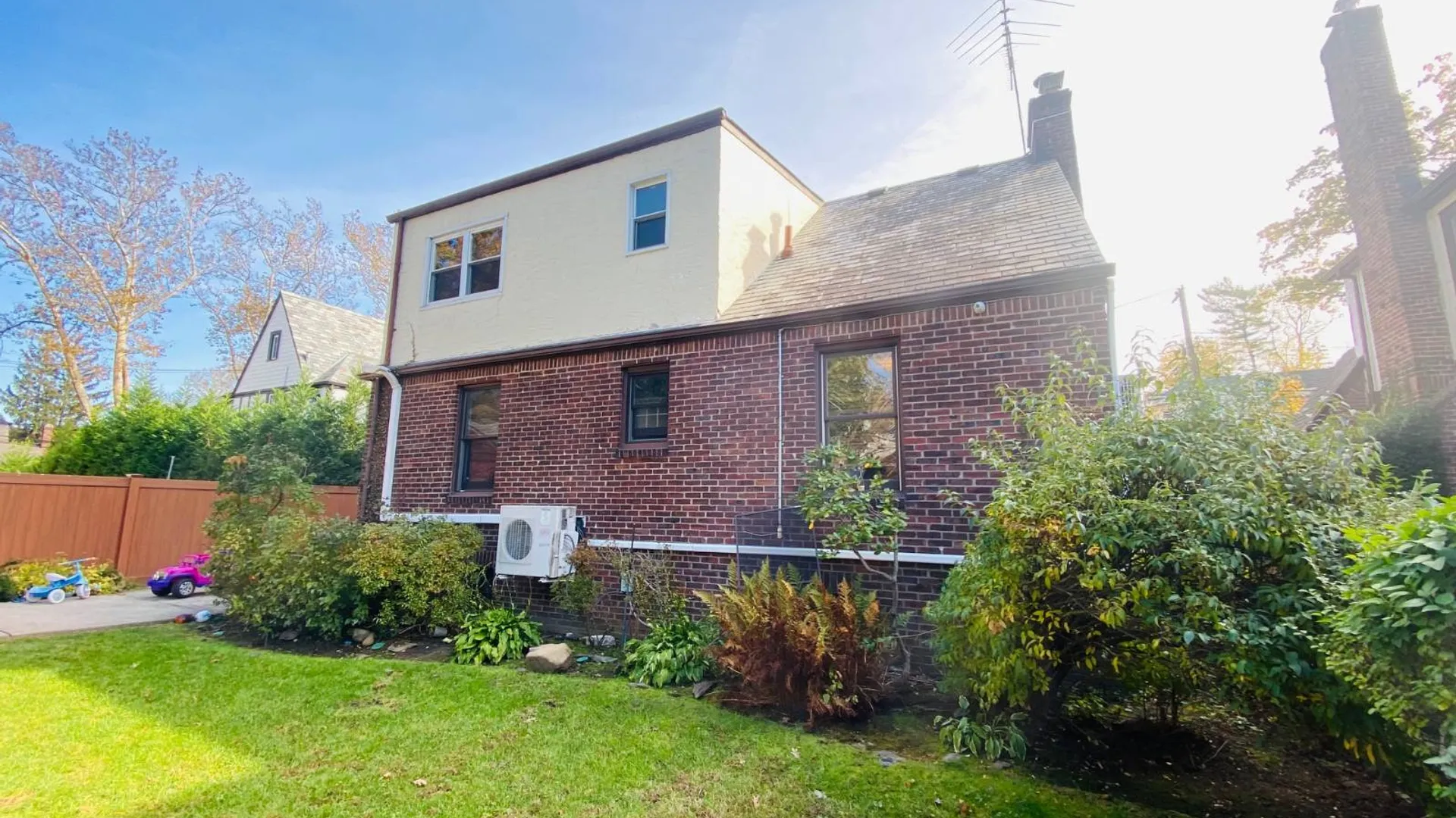 Property at 181-69 TUDOR RD, Jamaica Estates, NY 11432 7