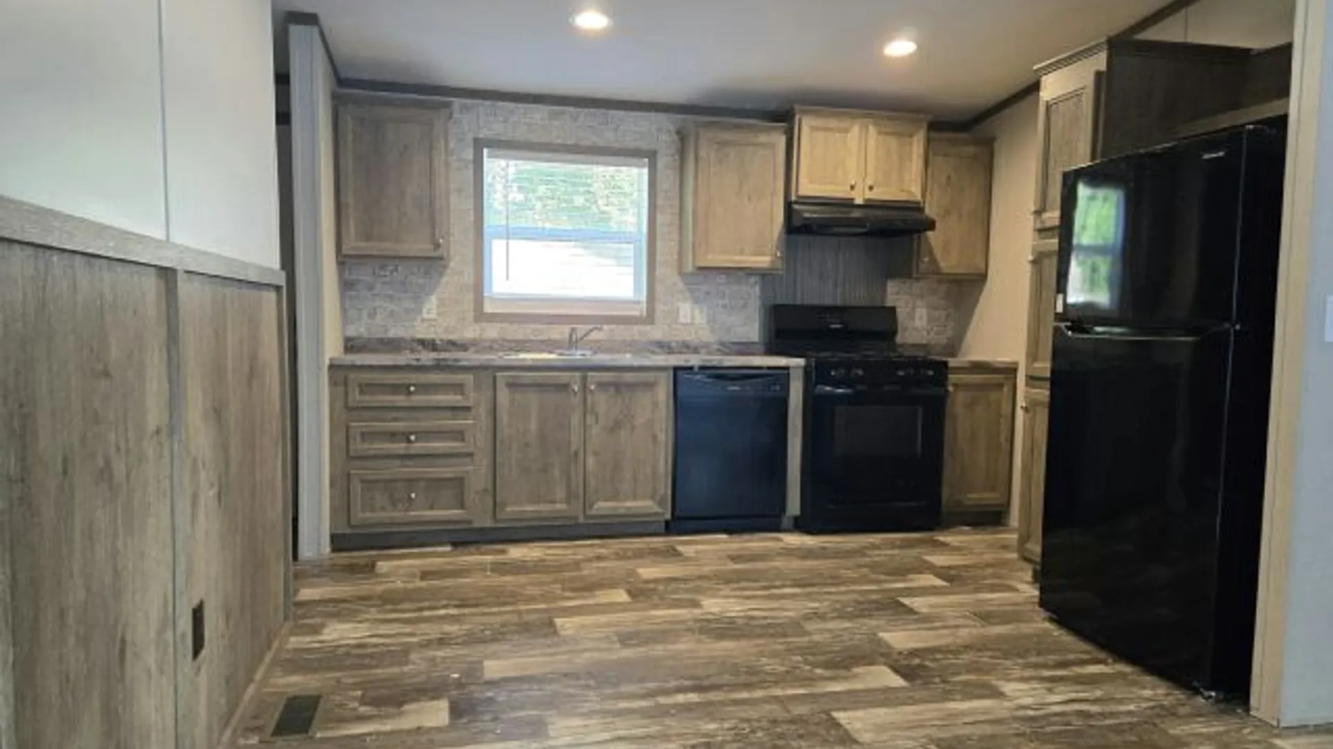 Property at 61 S Whispering Drive, Hamburg, NY 14075 8