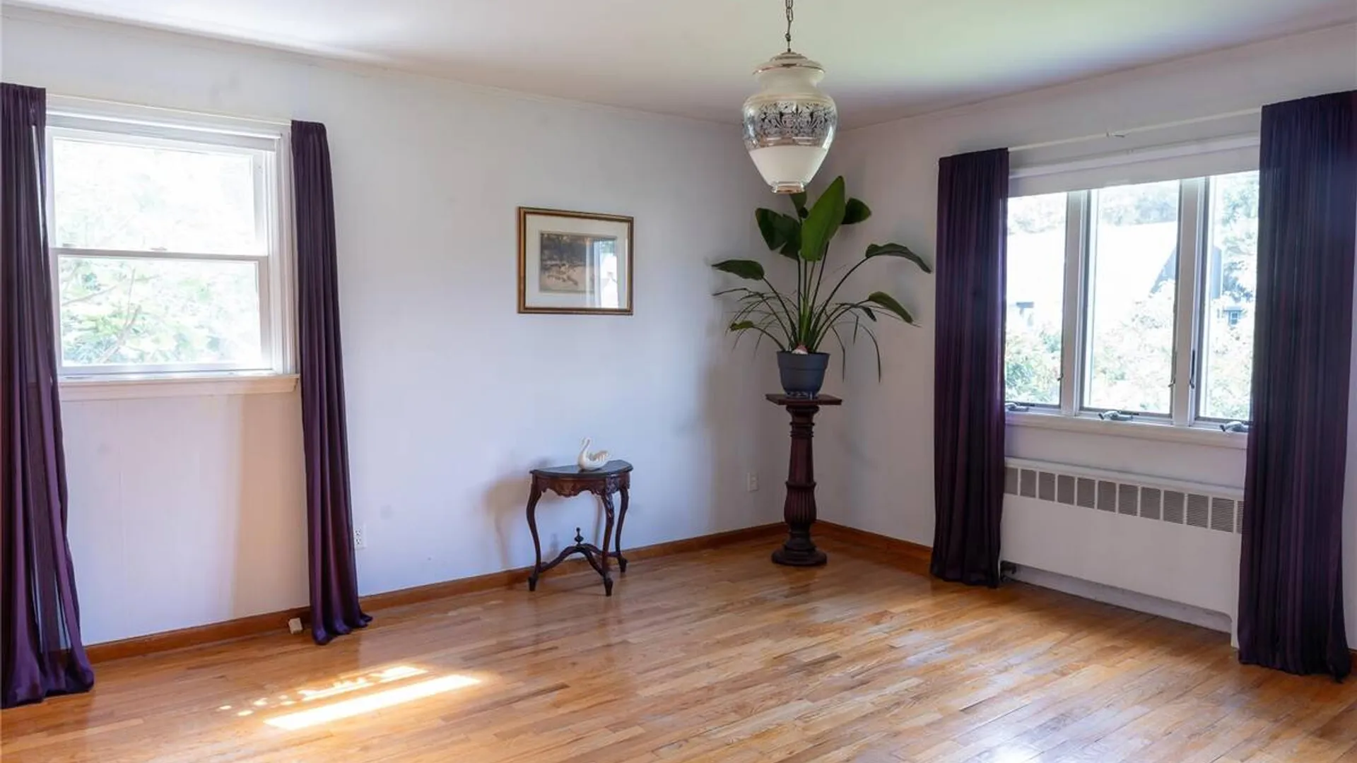Property at 127 Suffolk Avenue, West Babylon, NY 11704 13