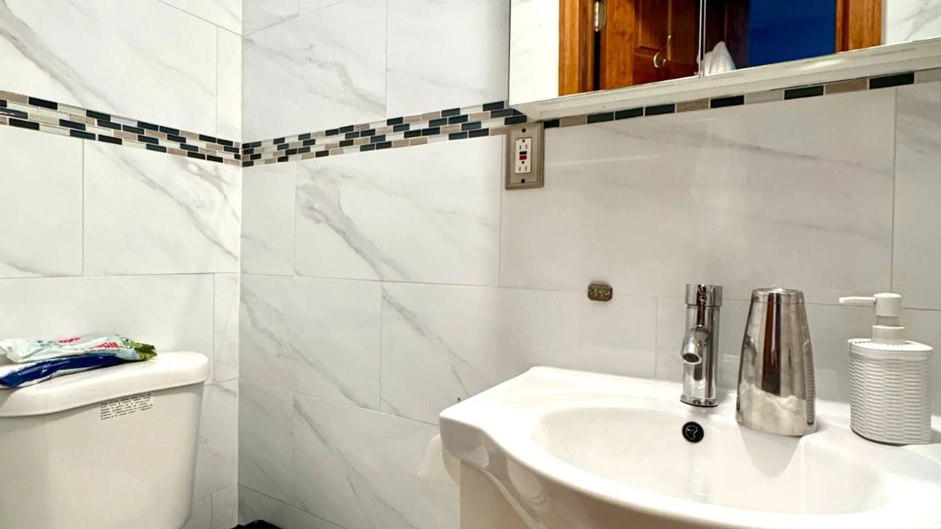 Property at 25-18 82nd Street, Jackson Heights, NY 11370 8