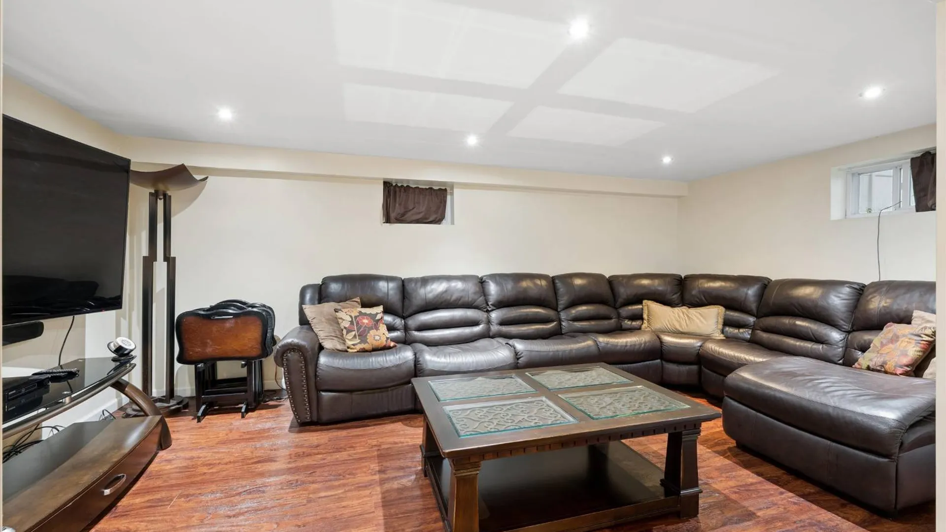 Property at 38 Tennessee Ave, Hempstead, NY 11550 13