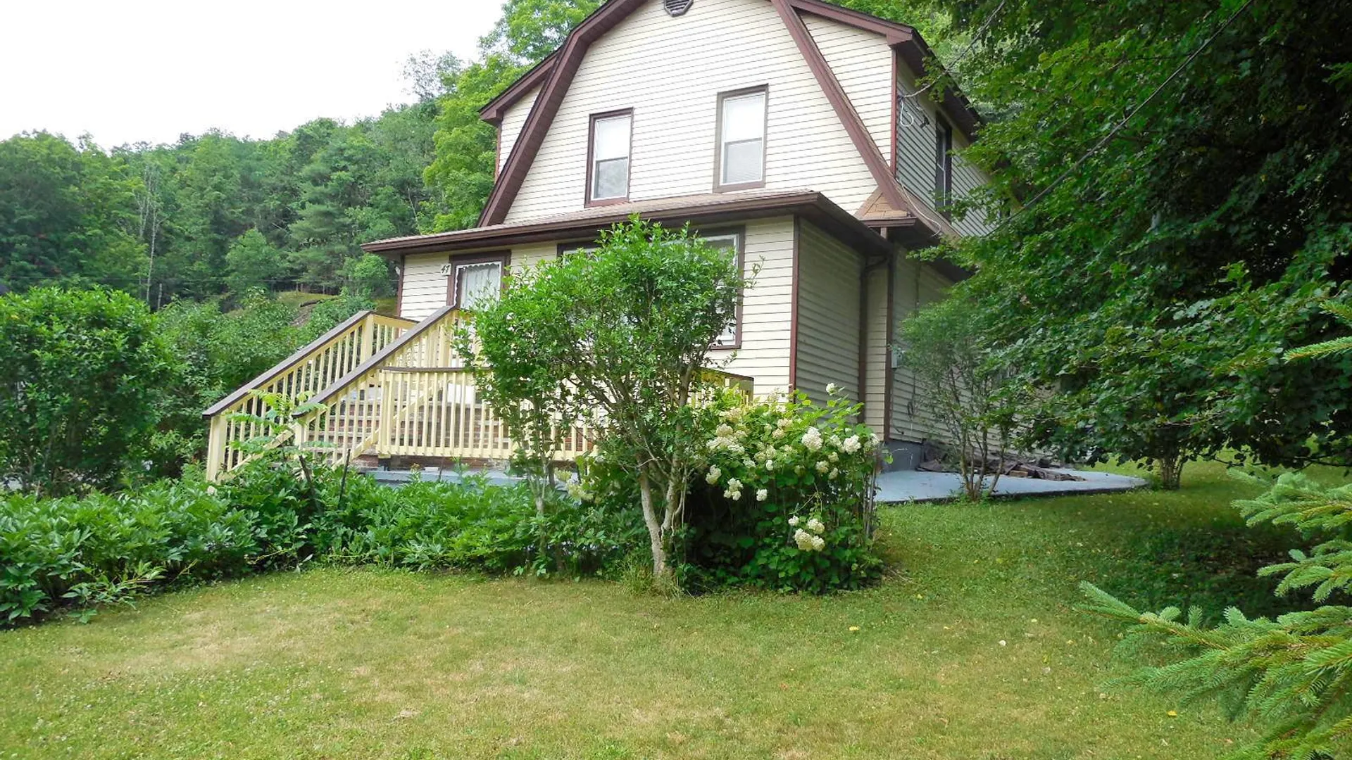 Property at 47 Ministers Flats Rd, Wurtsboro, NY 12790 27