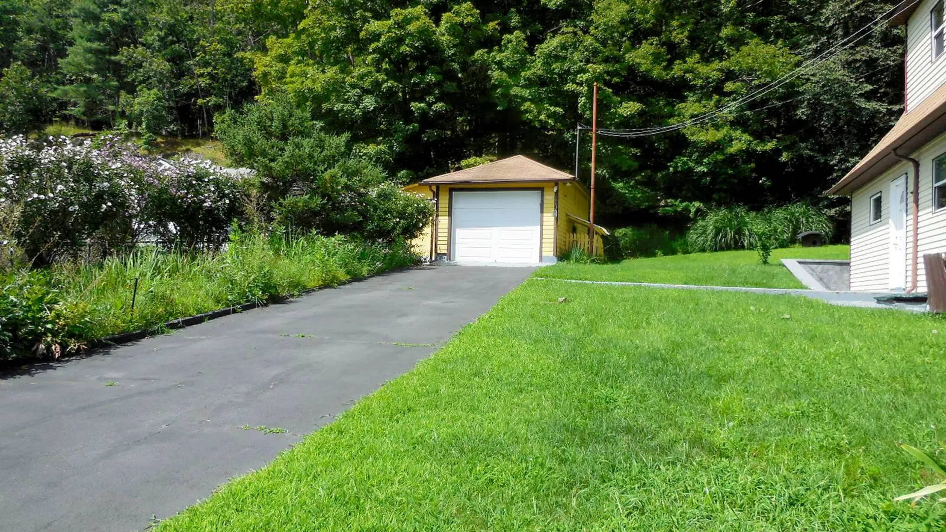Property at 47 Ministers Flats Rd, Wurtsboro, NY 12790 32