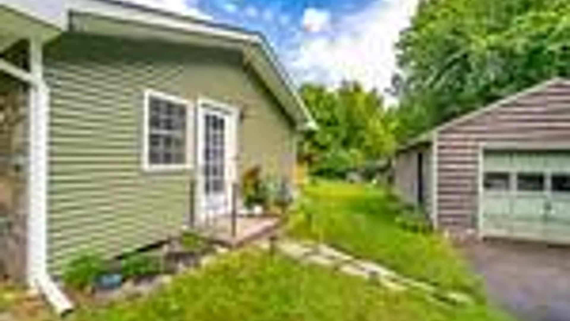 Property at 233 Elm Ave East, Selkirk, NY 12158 3