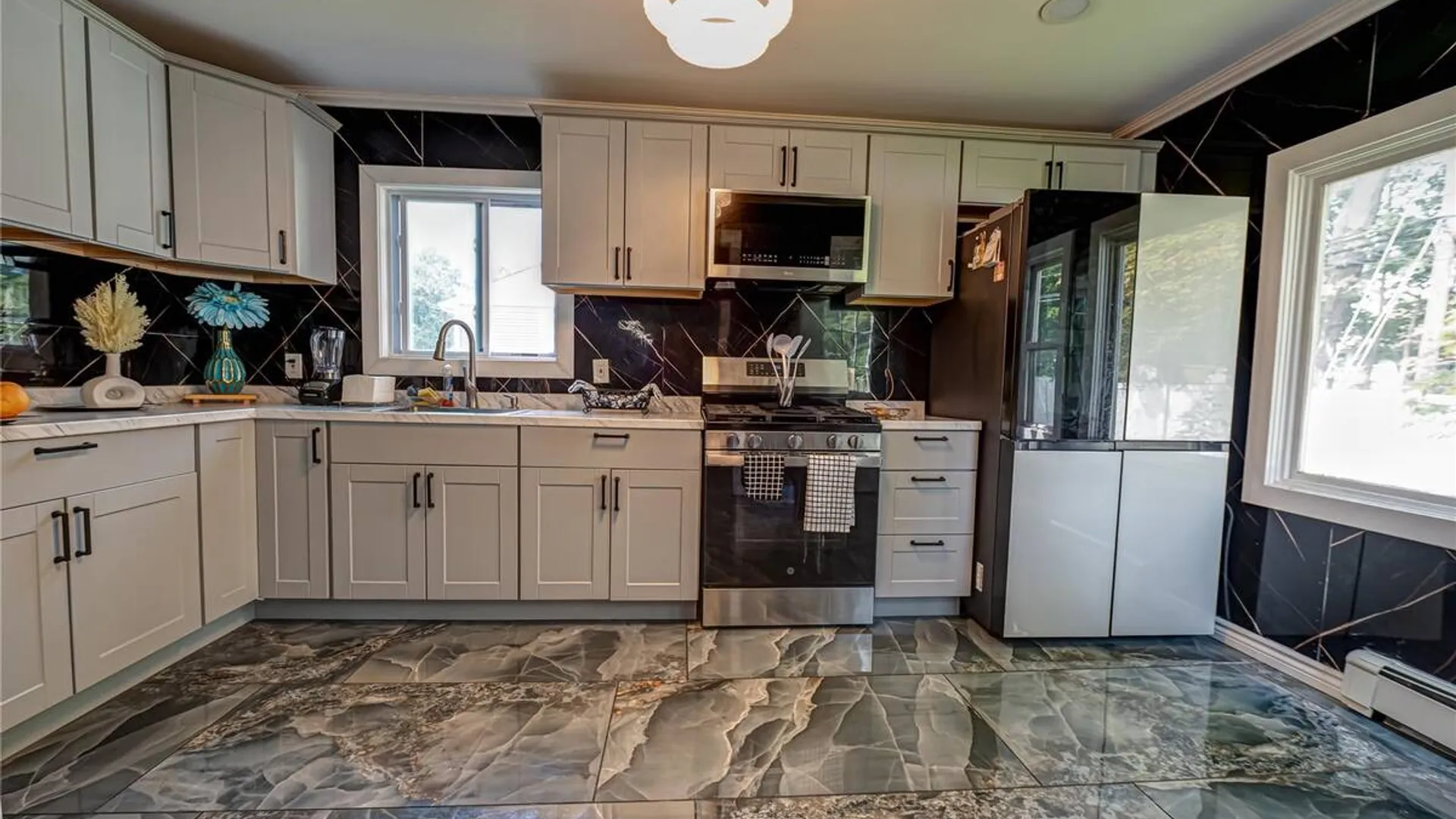 Property at 19 South Lane, Huntington, NY 11743 9
