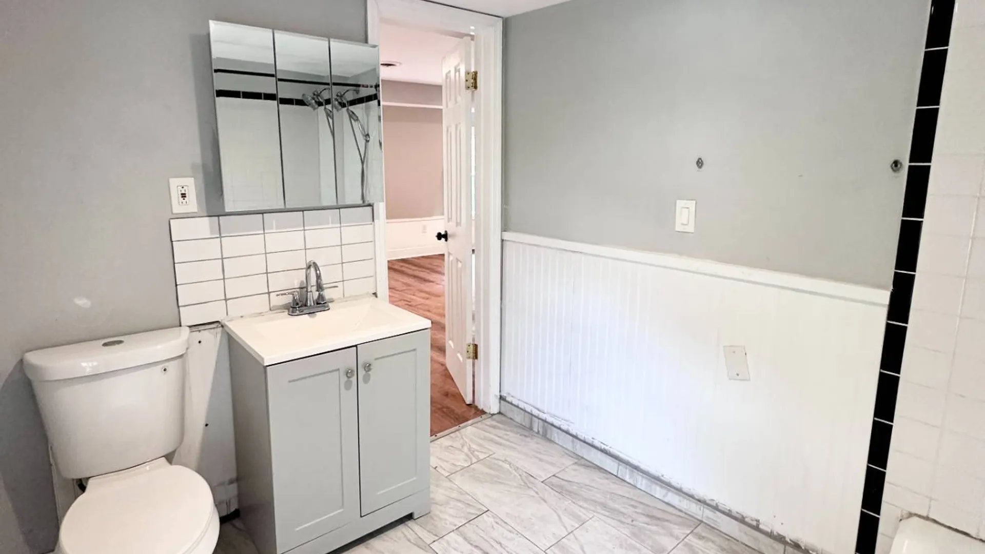 Property at 199 New Scotland Ave, Albany, NY 12208 13