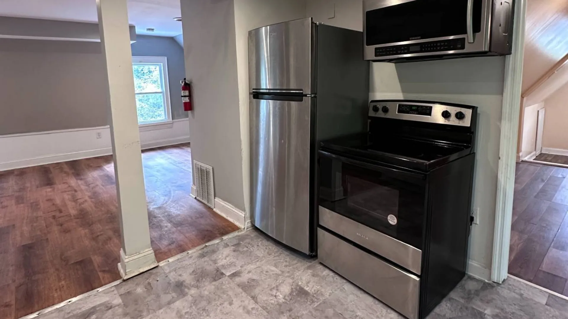 Property at 199 New Scotland Ave, Albany, NY 12208 5