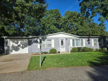 Property at 1407-107 Middle Rd, Calverton, NY 11933