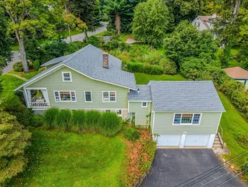 Property at 35 Grandview Ave, Pleasantville, NY 10570