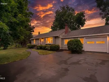 Property at 11 Carolyn Lane, Glenville, NY 12302