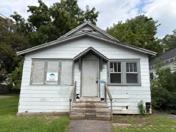 Property at 173 Baldwin Ave, Syracuse, NY 13205