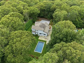 Property at 8 Lincoln Avenue, East Hampton, NY 11937