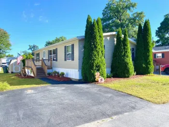 Property at 335 Jefferson St, Saratoga Springs, NY 12866