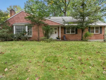 Property at 1935 Heritage Road, Niskayuna, NY 12309