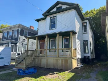 Property at 206 Beecher St, Syracuse, NY 13203