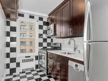 Property at 140 -21 Burden Cres, Queens, NY 11435