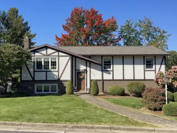 Property at 77 Weymouth Ln, Johnson City, NY 13790