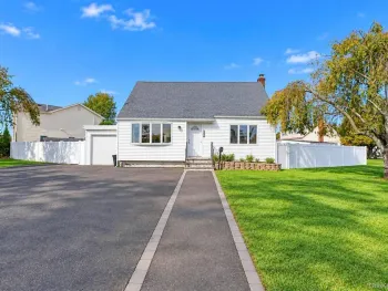 Property at 405 17th Street, West Babylon, NY 11704