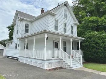 Property at 152 Jefferson Hts, Catskill, NY 12414