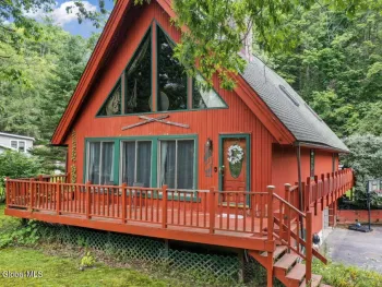 Property at 34 Glen Royal Drive, Sand Lake, NY 12018