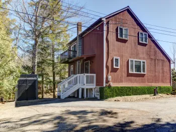 Property at 5 Kilmer Roadway, Middle Grove, NY 12850