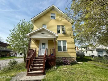 Property at 29 Park Street, Fonda, NY 12068