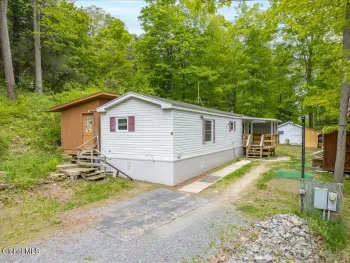 Property at 207 State Highway 5s, Florida, NY 12137