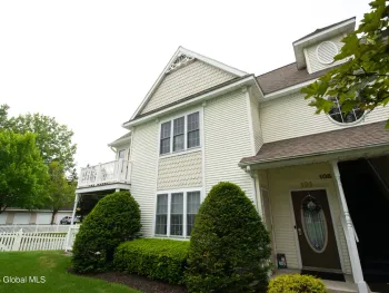 Property at 105 Mallards Pond Lane, Guilderland, NY 12303