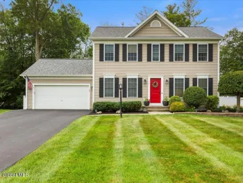 Property at 20 Goldfield Lane, Clifton Park, NY 12148