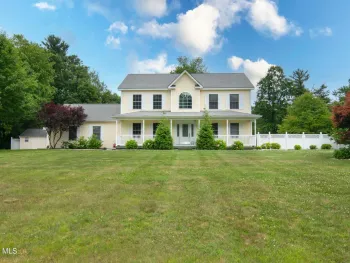 Property at 8 Joseph Court, Schaghticoke, NY 12154