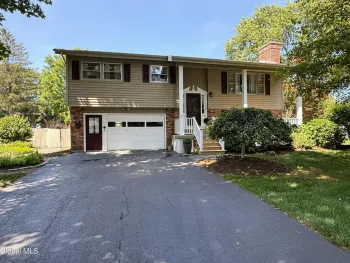 Property at 12 Apple Blossom Lane, New Scotland, NY 12186