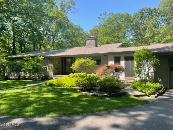 Property at 18 Sage Hill Lane, Menands, NY 12204