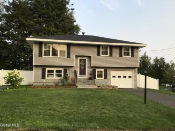 Property at 46 College View Drive, Colonie, NY 12211