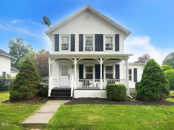 Property at 10 Chestnut Street, Castleton-on-Hudson, NY 12033