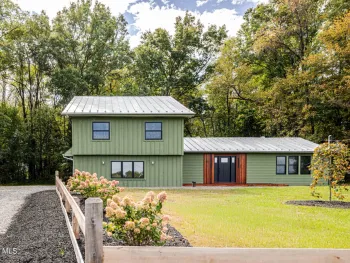 Property at 84 Rockefeller Lane, Red Hook, NY 12571