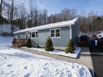 Property at 30 Mahican Manor, Cairo, NY 12482