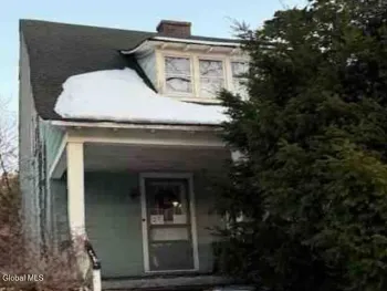 Property at 25 Bar Beach Road, Port Washington North, NY 11050