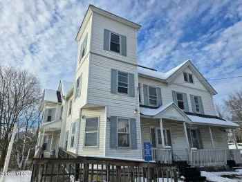 Property at 292 West Street, Out-of State, MA 99999