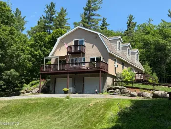 Property at 31 Dogwood Lane, Chester, NY 12860