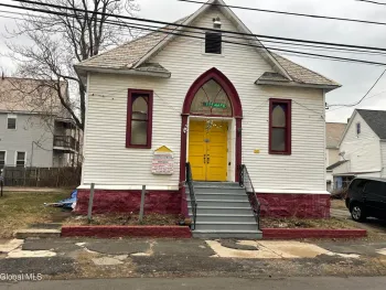 Property at 30 Steuben Street, Schenectady, NY 12307